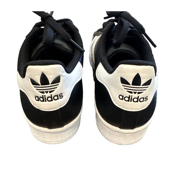 woman's Adidas Originals Superstar Black Size 8 Black & White, Like New - Picture 8 of 16